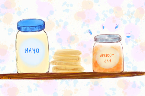 Mayonnaise and apricot jam: The foods that bring together—or separate—a family