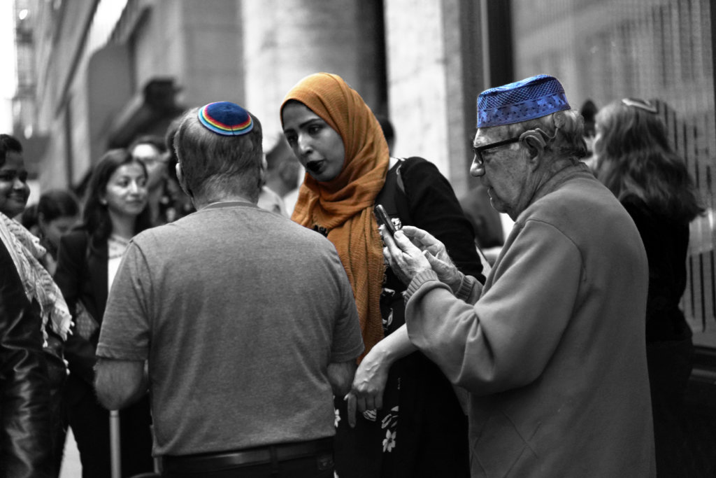 Muslims supporting outside CBST