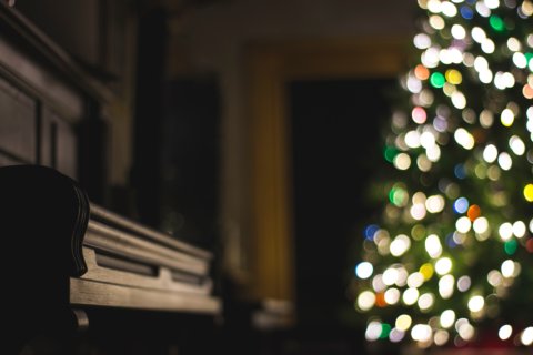 Question of the week: What’s your favorite holiday song?