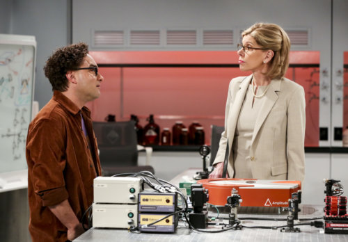 The Maternal Conclusion, Big Bang Theory, Leonard and Christine Baranski