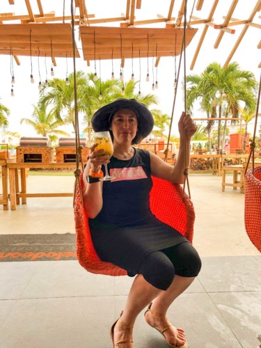 Mayim Bialik on vacation in Dominican Republic